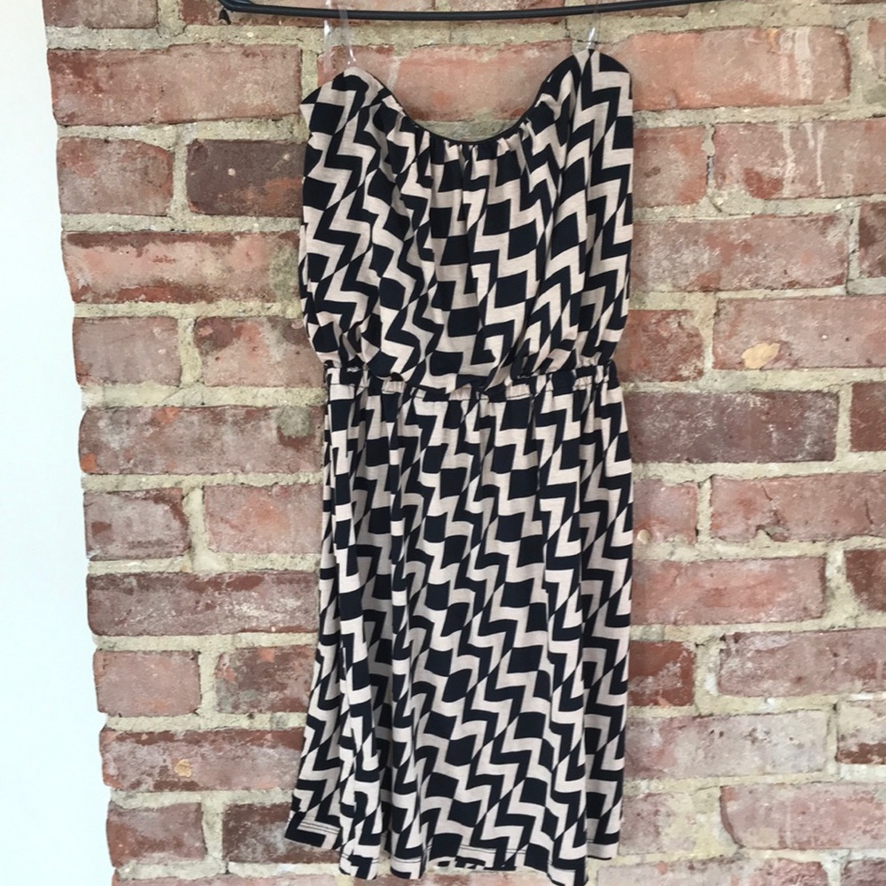 Strapless dress